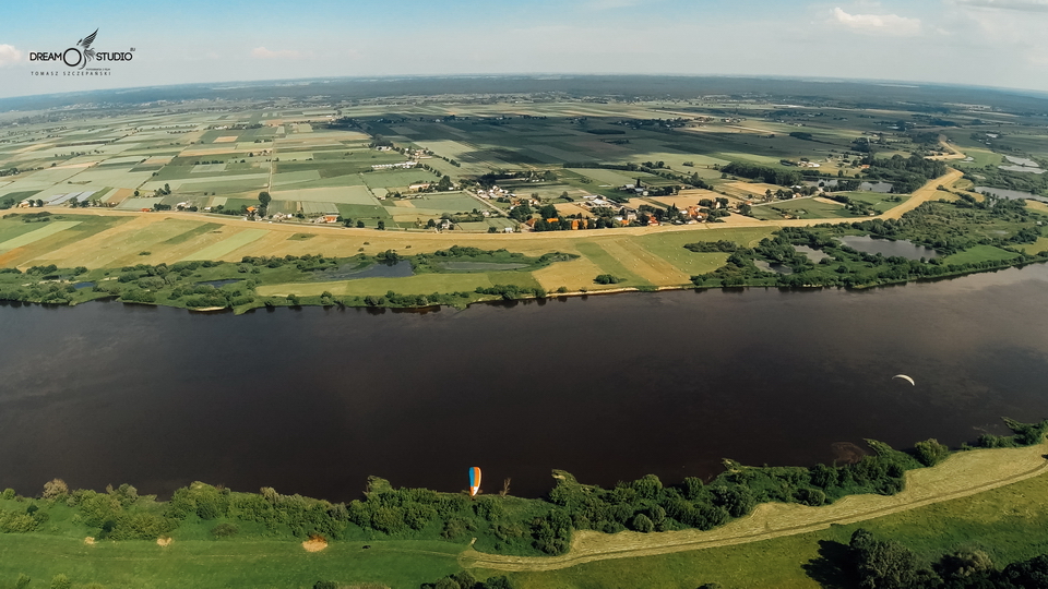 DJI 0009 002.MP4 snapshot 00.18 [2020.06.25 20.15.39]